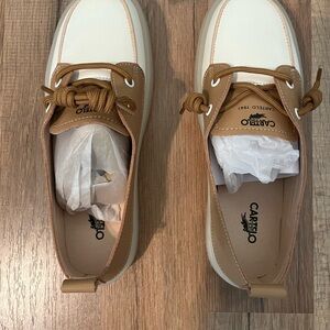 NWOT CARTELO 1947 Sport Women’s White and Tan Casual Shoes